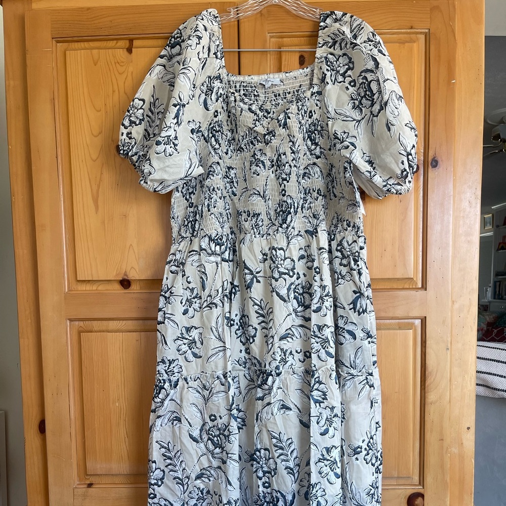 Plus size Smocked maxi dress 1XL